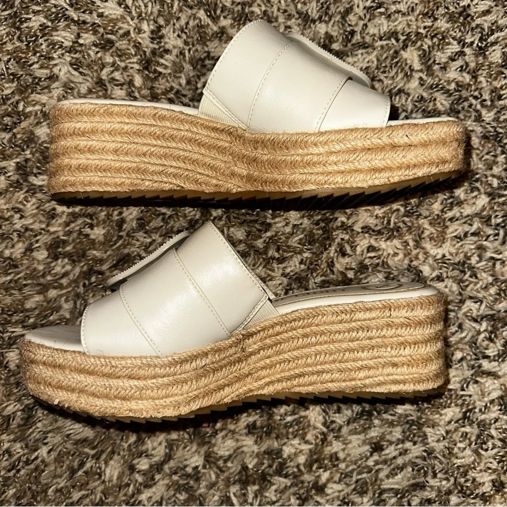 UEC Sam and Libby Women's Crysta Buckle Platform Wedge Sandals Sz 7.5